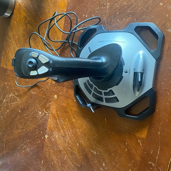 Logitech extreme 3-D pro - Picture 3 of 3